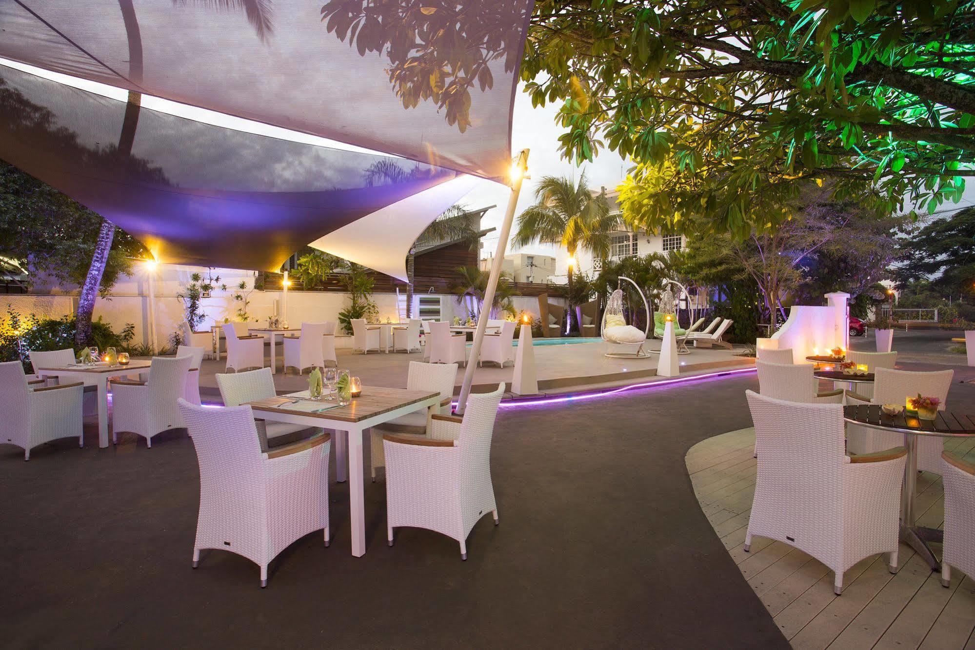 Esprit Libre Restaurant & Guest House Гран-Бе Екстер'єр фото